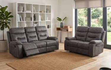 How to Choose Between a 2 Seater and 3 Seater Sofa for Everyday UK Living