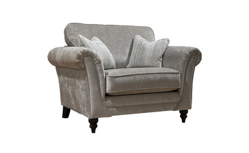 ["Loveseat"]