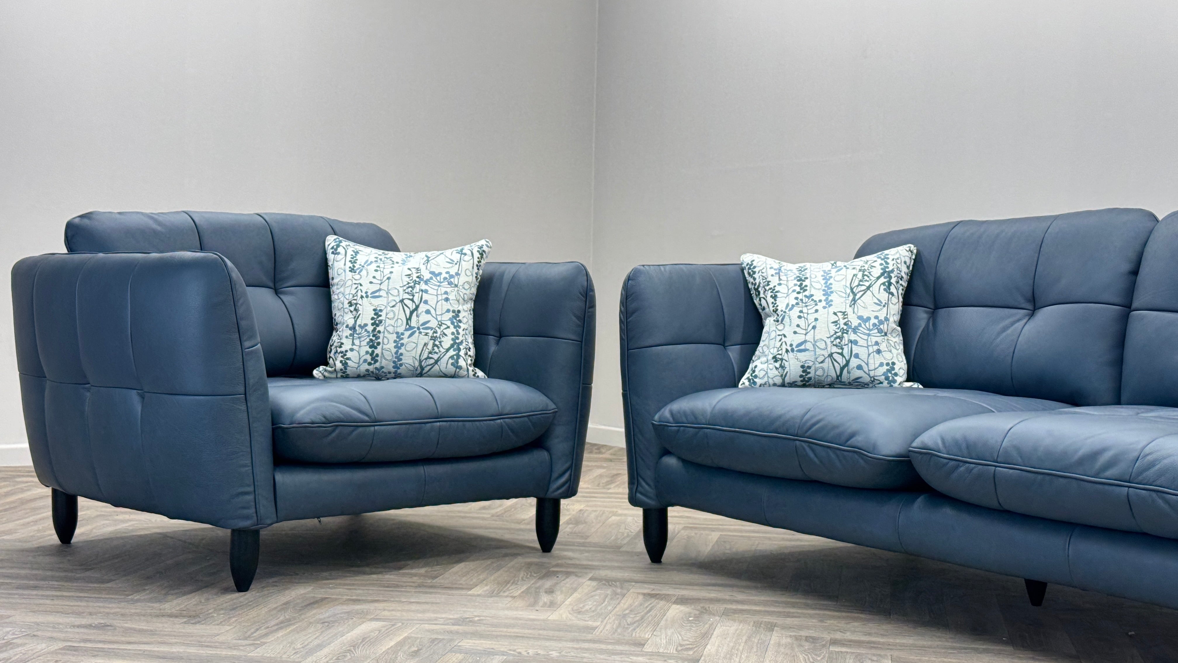 Jackie 3 Seater & Loveseat Blue Leather - Sample