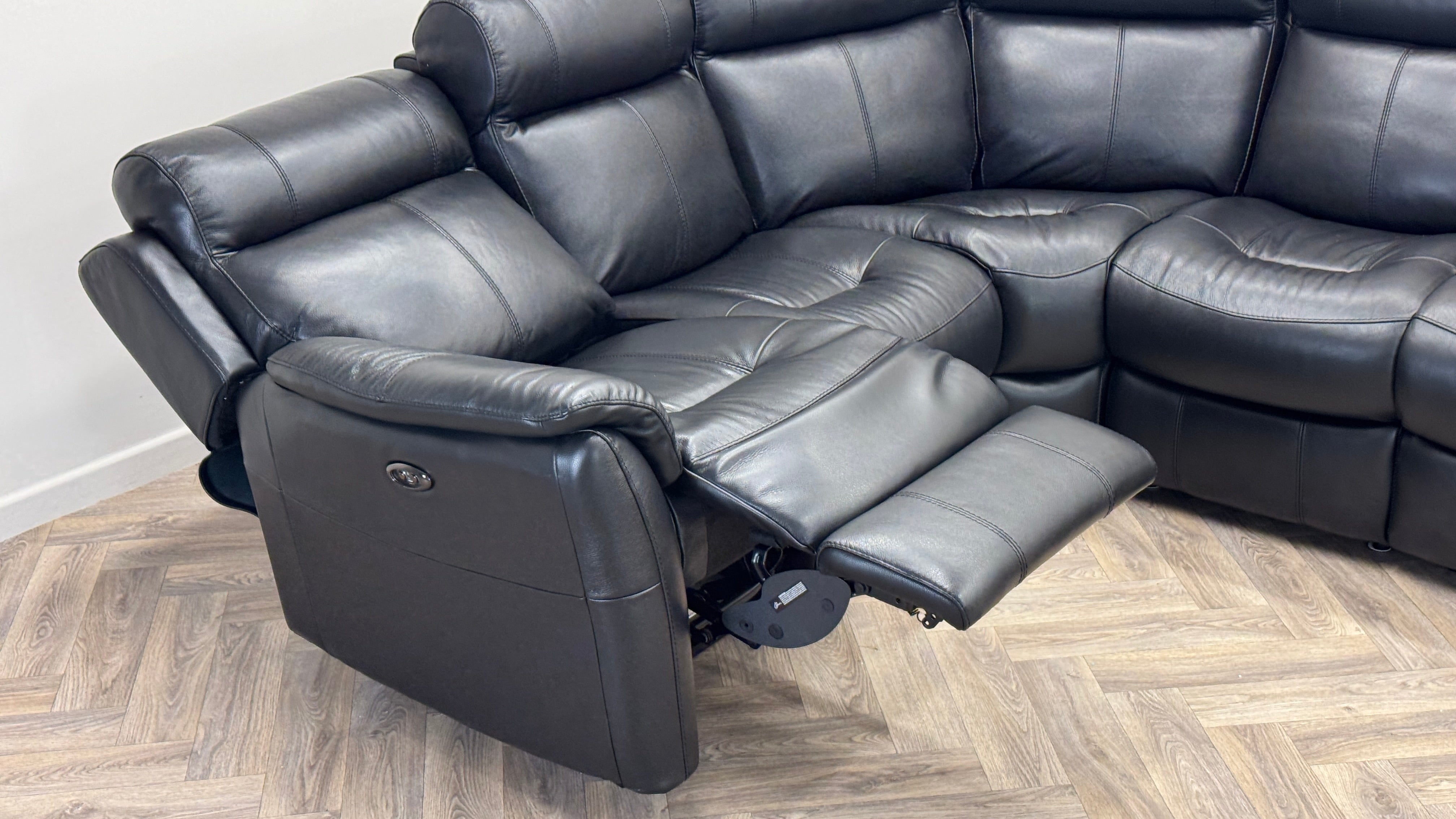 Revive 2 Corner 2 Sofa & Chair Power Recliner Black Leather