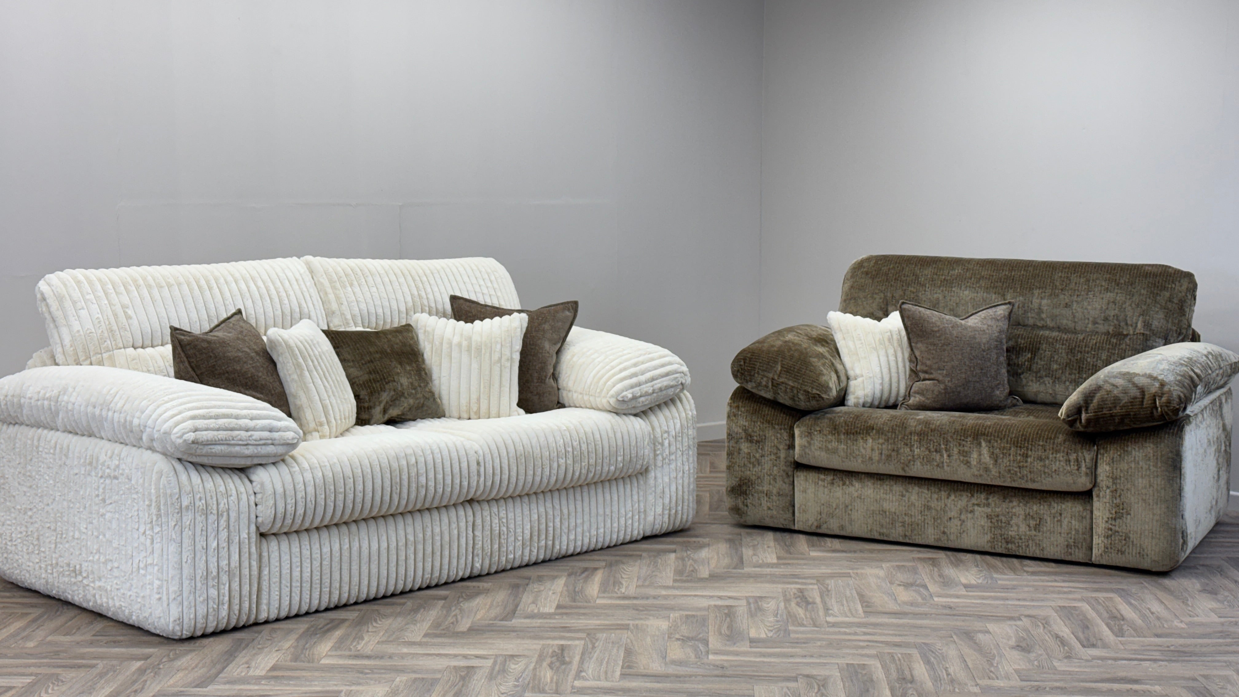 Maisie 3 Seater & Loveseat Sample Sofa