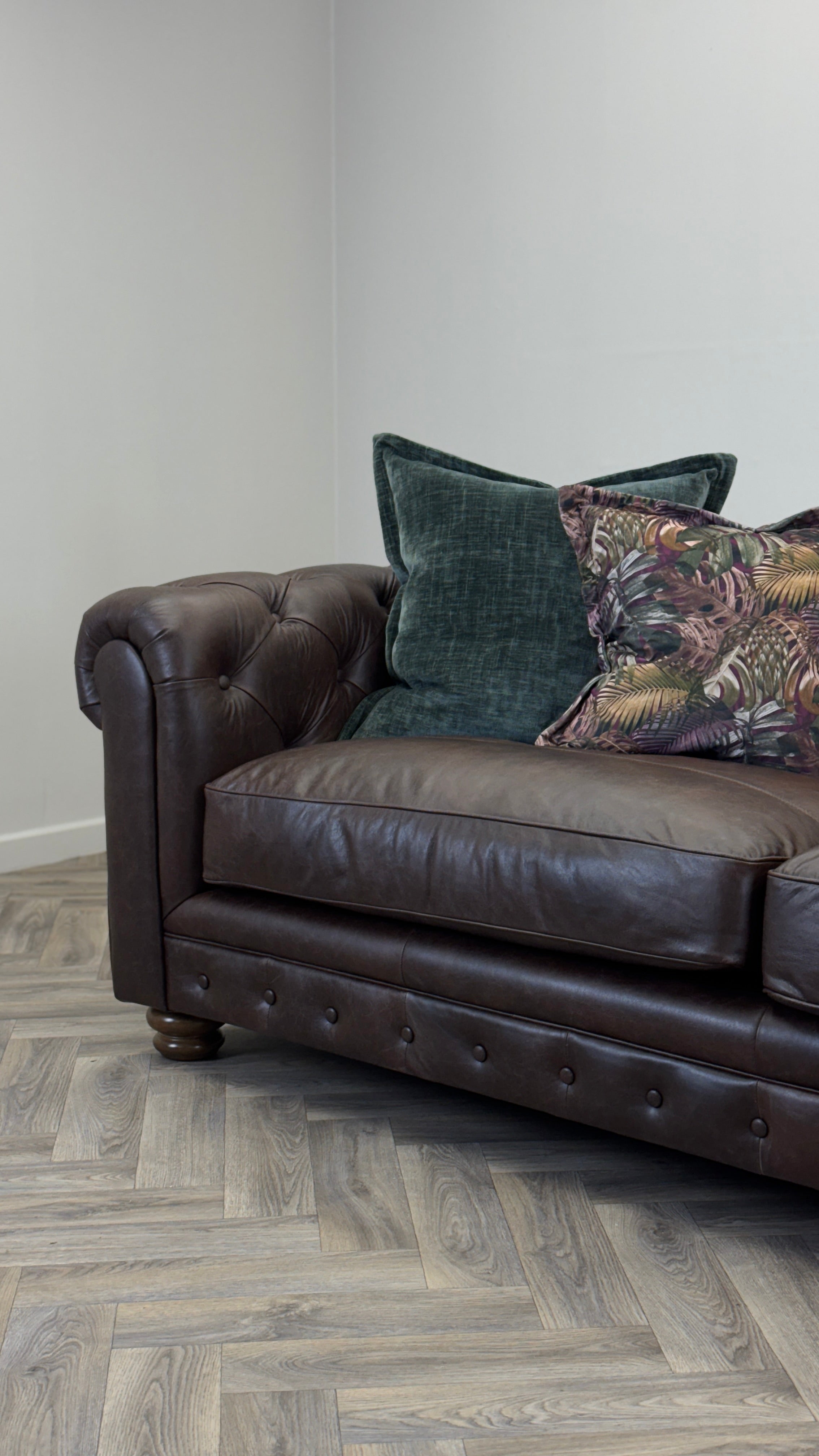 Brodie 4 Seater Chesterfield