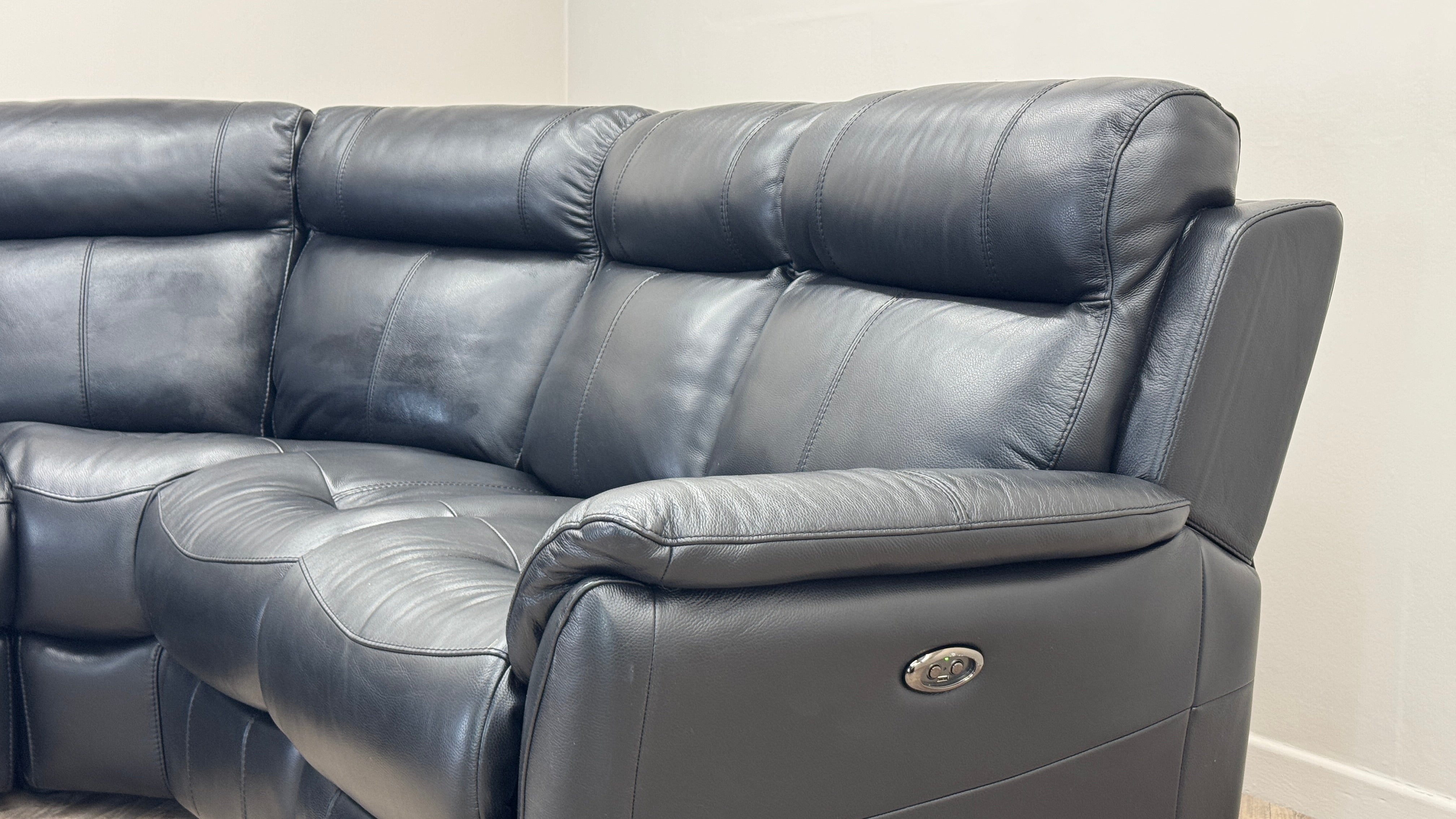 2 Corner 2 Sofa Power Recliner Black Leather