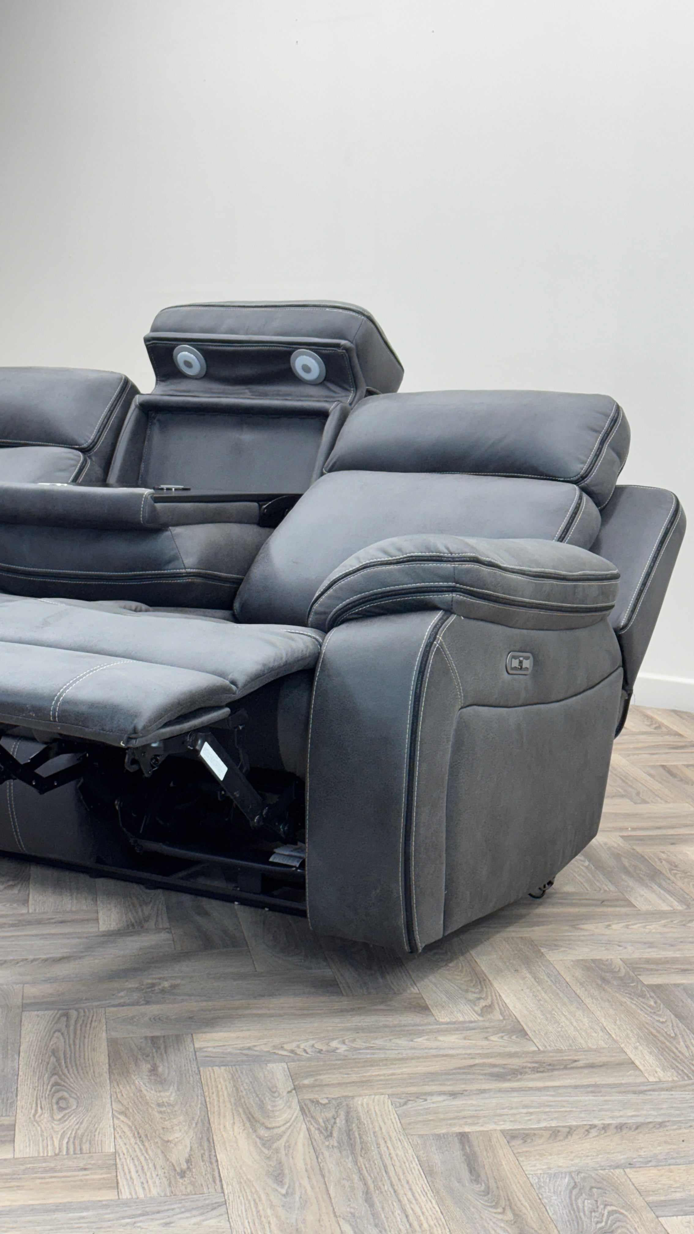 RECLINER SOFA SET